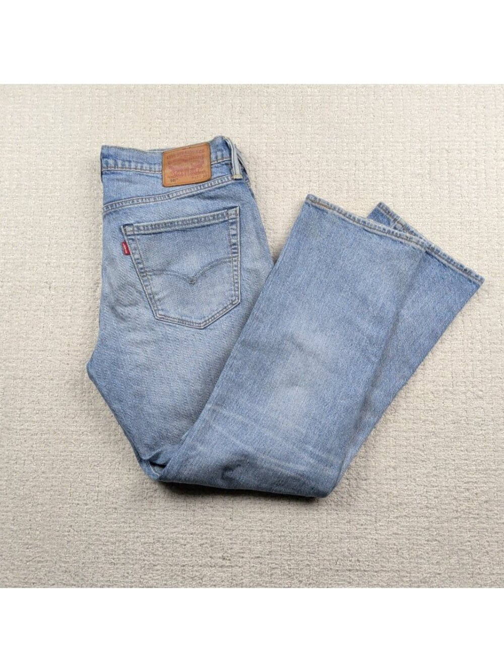 Levi's 541 Athletic Taper Jeans Mens 32x30 Medium Wash Denim Soft Blue Casual